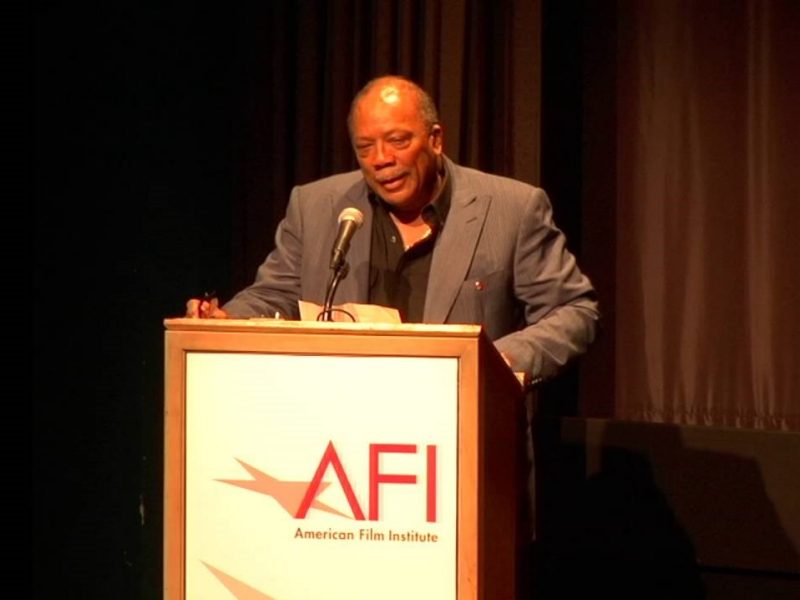 Quincy Jones presents IFER-sponsored scholarships during his keynote address at the American Film Institute.